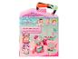 KookyLoos Mila's Pop Up Spa speelset met een pop en accessoires.