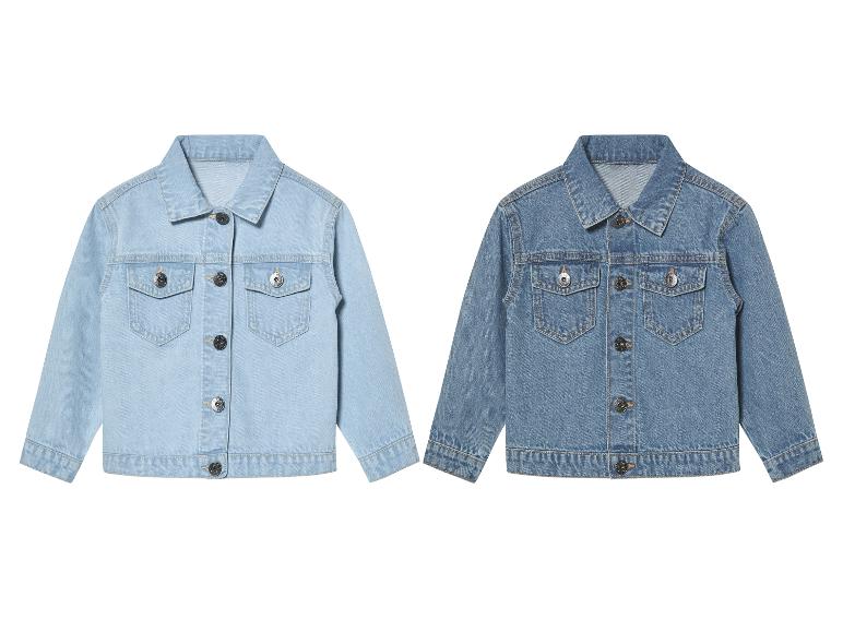 Deux vestes en jean pour enfants, tons clair et foncé.