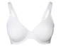 Een witte bh met gladde cups en brede schouderbandjes.