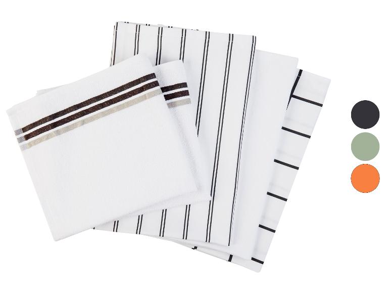 Serviettes de cuisine à rayures noires et une serviette à rayures marrons.