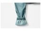 Close-up van een mouw van een jas met fleece voering.