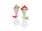 Deux coupes à glace avec de la glace, l'une avec du citron vert et l'autre avec des fraises.