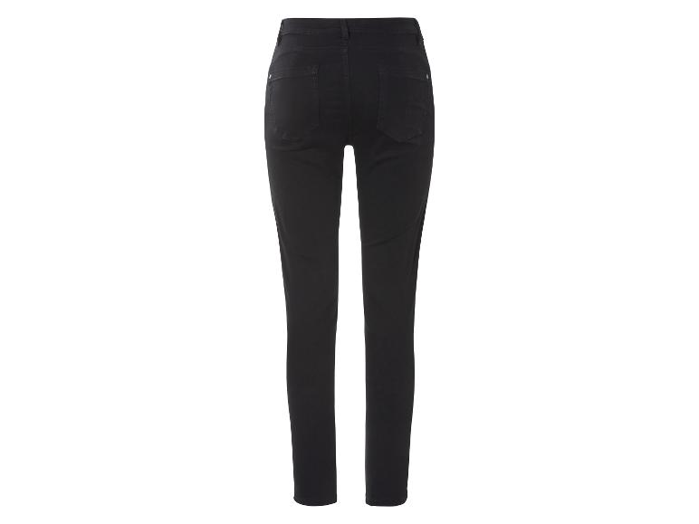 Jeans skinny noir pour femme.