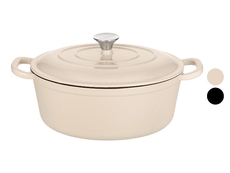 SilverCrest geëmailleerde gietijzeren pan in crèmekleur met handvatten en deksel.