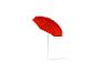 Rode strandparasol met geometrische patronen op een witte achtergrond.