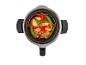 Stoompan met gemengde groenten: paprika, sugar snaps en courgette.