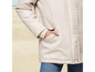 Veste d'hiver beige à capuche.