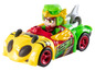 Une voiture de course jaune avec un pilote vert et des roues rouges.