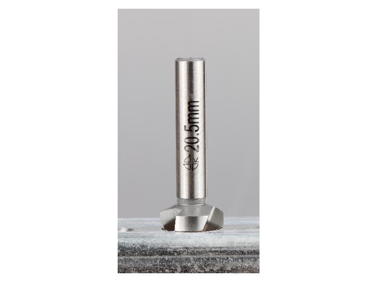 Een zilveren freesboor met een diameter van 20,5 mm