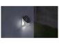 LIVARNO home solar-wandlamp met bewegingsmelder aan een muur