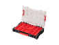 Plastic gereedschapskist met rode vakken en een transparant deksel.