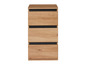 Een houten dressoir met drie laden.