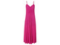 Een roze maxi-jurk met bloemenprint.