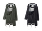 Twee groene en zwarte jassen met capuchon van We Love  Babies.