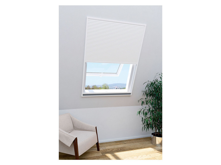Ga naar volledige schermweergave: LIVARNO home Insecten- en zonwering voor dakvensters, 110 x 160 cm - afbeelding 2