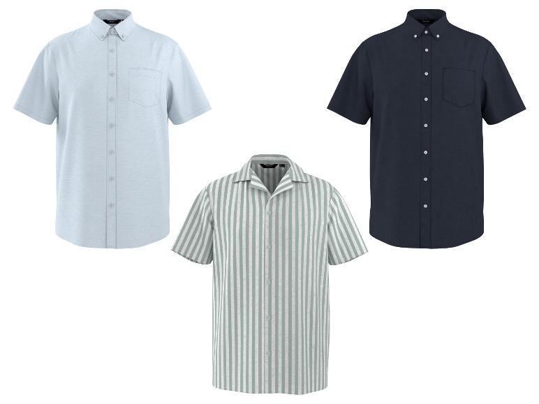 Trois chemises à manches courtes pour hommes : bleu clair, bleu marine et rayée verte.
