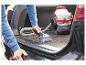 Auto reinigen met een SpotClean Pro stofzuiger.