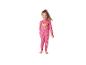 Lachend meisje in roze pyjama met Paw Patrol print