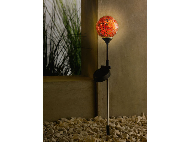 Aller en mode plein écran LIVARNO home Lampe solaire à LED, Ø 9 cm - Photo 18