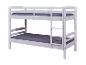 Lit superposé blanc avec matelas gris.