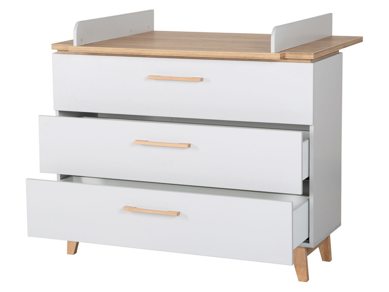 Commode blanche avec trois tiroirs et plan à langer