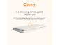 Matelas avec une housse respirante qui vous garde frais et sec.