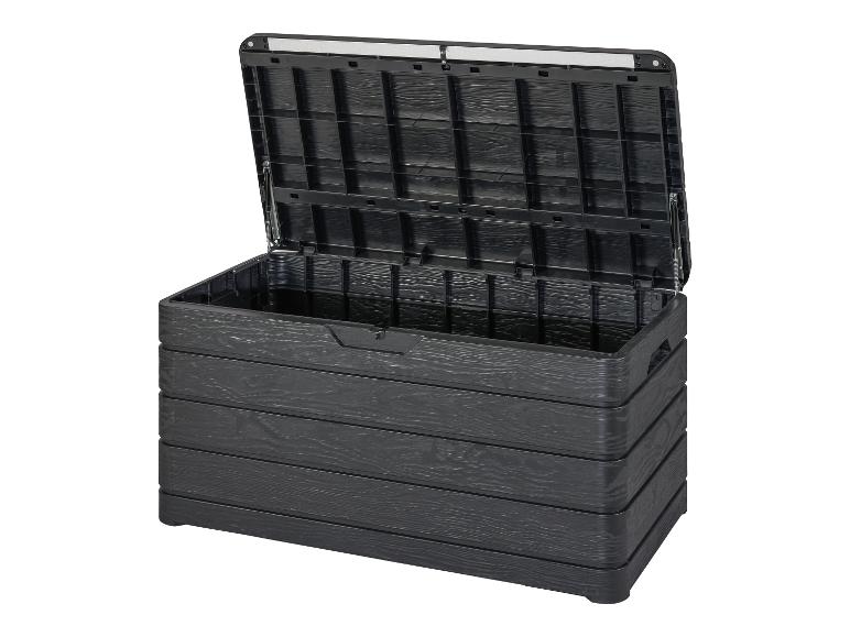 Een zwarte opbergkist met een houten look, open