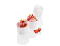 Deux coupes de glace à la fraise avec des fraises fraîches