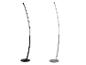 Deux lampadaires LED modernes en noir et argent, avec un design incurvé.