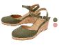 Groene espadrille sandalen met kurkzool en enkelbandje.