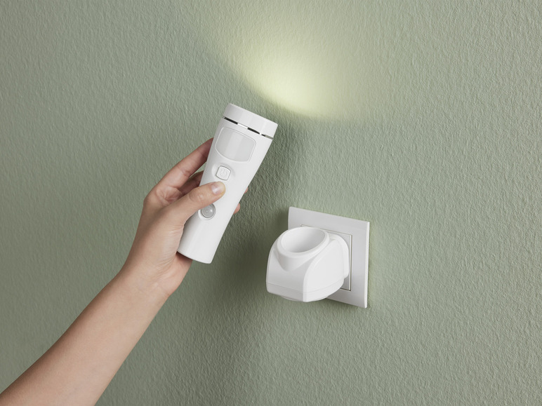 Aller en mode plein écran CRIVIT Lampe à LED multifonction - Photo 11