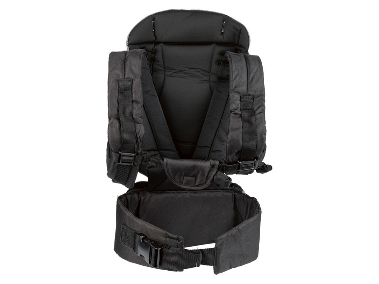 Un porte-bébé noir.
