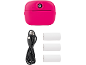 Roze instant camera met USB-kabel en drie rollen papier.