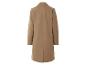 Un manteau beige, vu de dos.