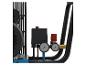 Close-up van een compressor met manometers en bedieningselementen.