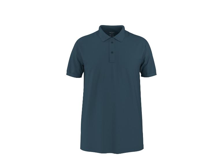 Polo bleu foncé à manches courtes avec trois boutons.