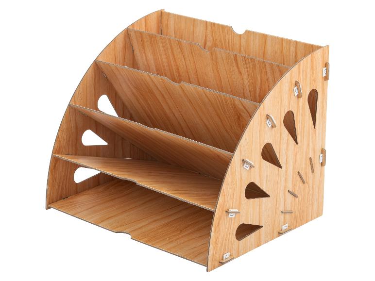 Houten bureau-organizer met meerdere vakken voor documenten en kantoorbenodigdheden.