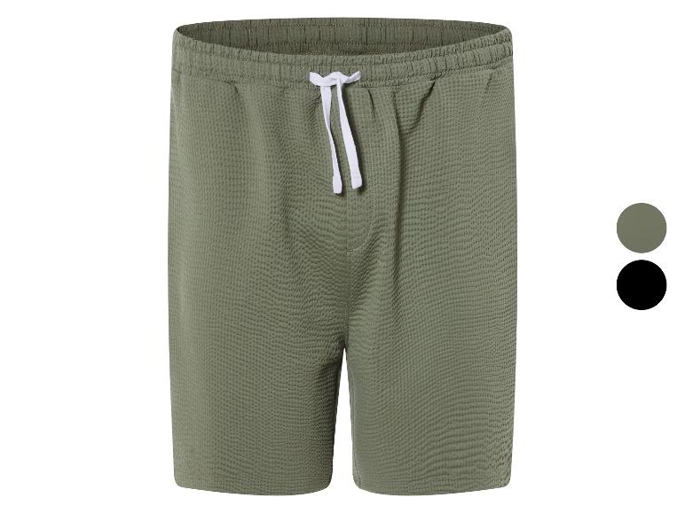 Shorts van wafelstof, olijfgroen en zwart.