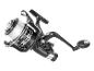 Moulinet de pêche noir avec bobine argentée, fil blanc et texte 'FREE SPOOL 5500'