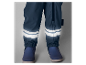 Waterdichte broek voor kinderen met reflecterende details.