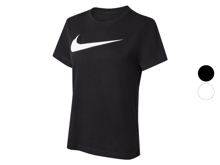 Zwart Nike T-shirt met wit logo.