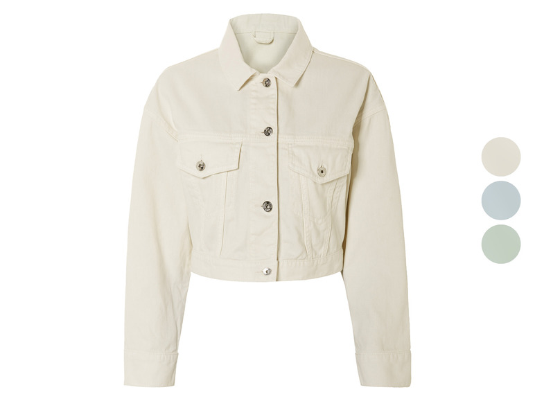 Veste en jean blanche à manches longues.