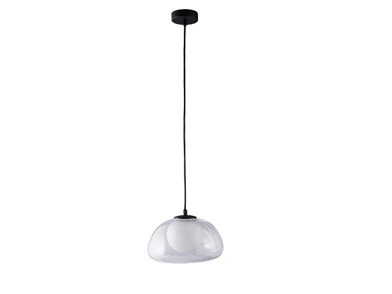Suspension moderne avec abat-jour en verre transparent et diffuseur blanc.
