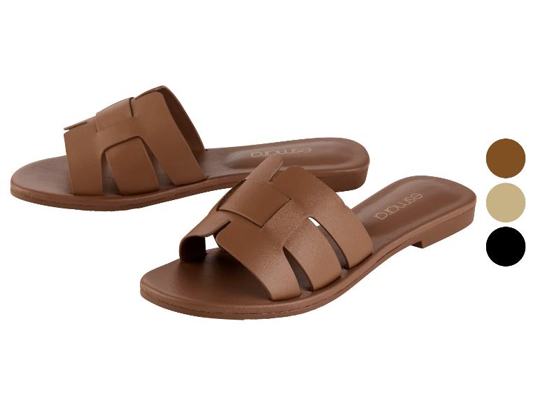 Lichtbruine Esmara slippers.