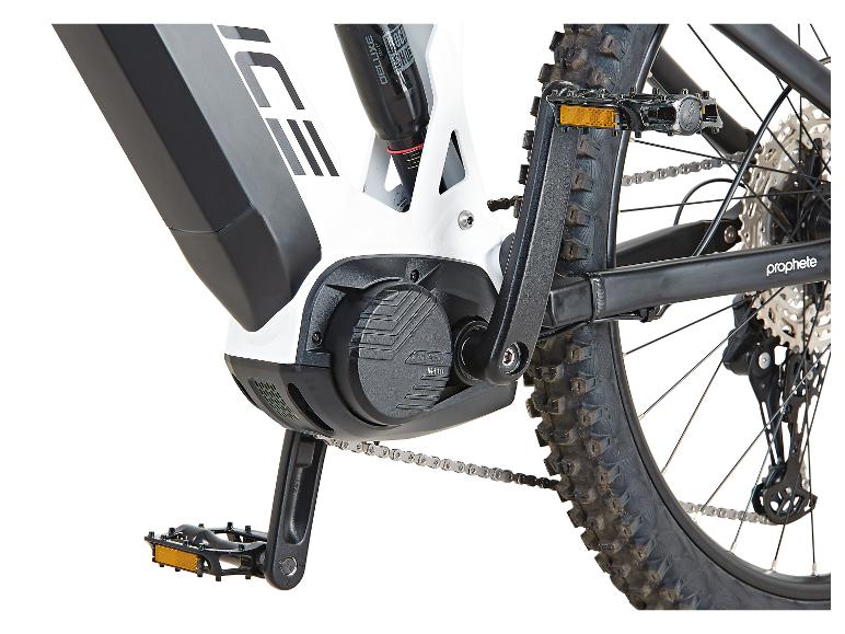 Détails d'un vélo électrique Prophete : moteur, pédales et transmission.