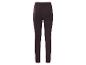 Legging violet foncé sur fond blanc