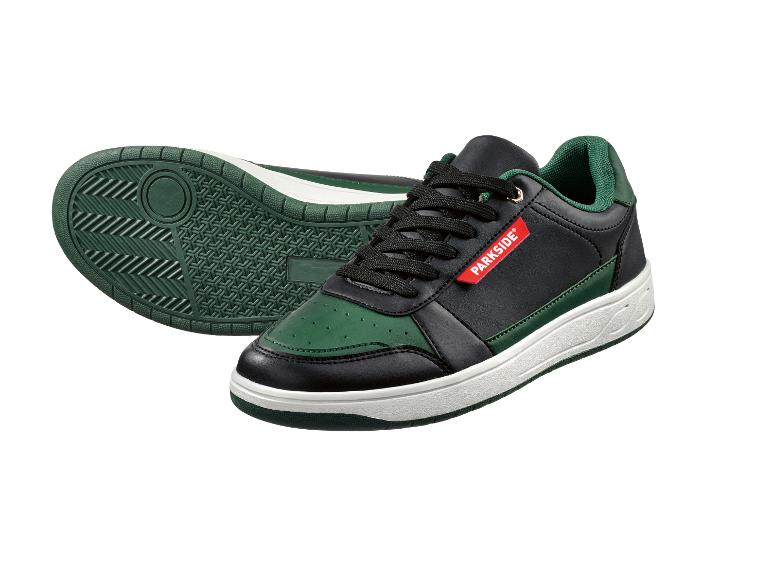 Een paar zwarte en groene PARKSIDE sneakers met witte zool.
