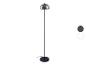 Zwarte staande lamp met donkere glazen kap.