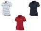 Drie damespoloshirts: één gestreept, één marineblauw en één rood.
