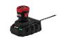 Batterie Parkside X 12V Team 2.0 Ah sur un chargeur noir, avec un voyant vert.